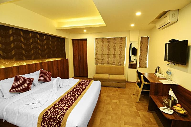 Hotel Royal Suite 5