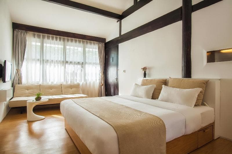 The Bivou Lijiang main