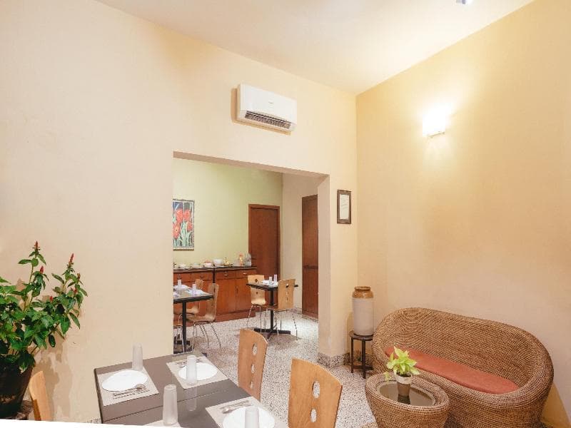 Hanu Reddy Residences Wallace Garden 3