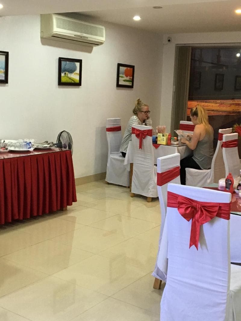 New Airport Hotel main