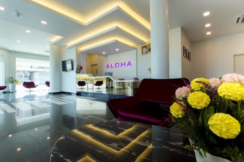 Aloha Hotel main
