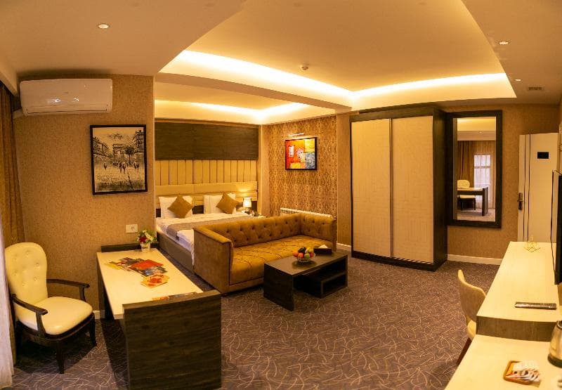 Parkway Inn Hotel & Spa 1