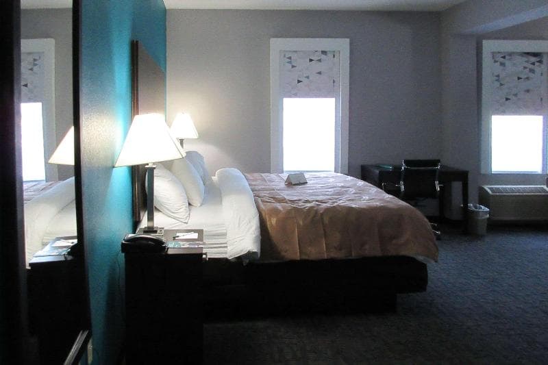 Quality Inn & Suites 4