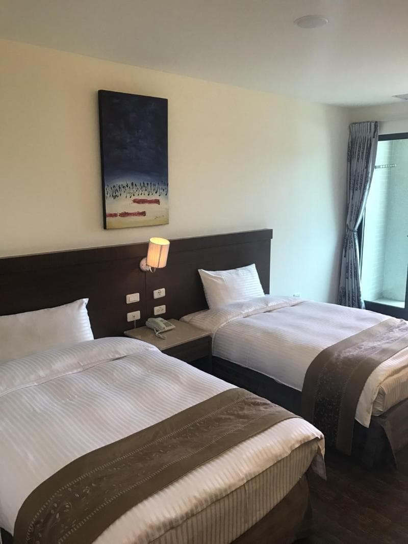 The Deer Resort 4