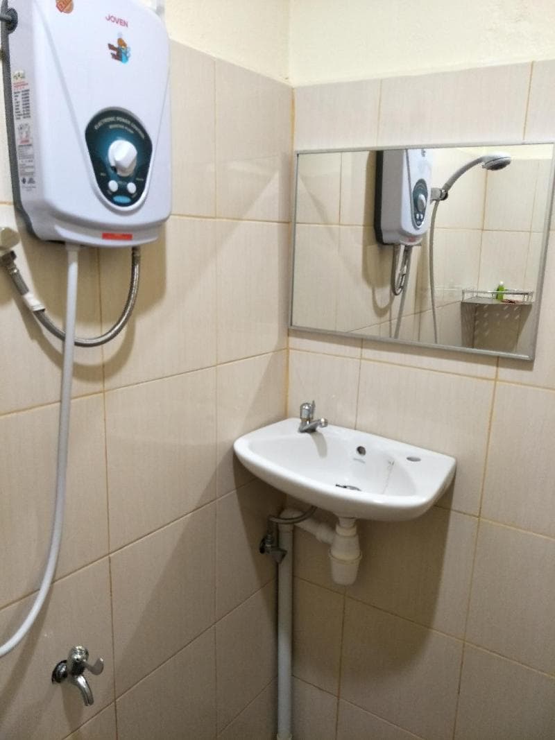 Motel Aurora Damai main
