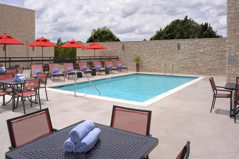 Courtyard Austin Pflugerville And Pflugerville Con 2