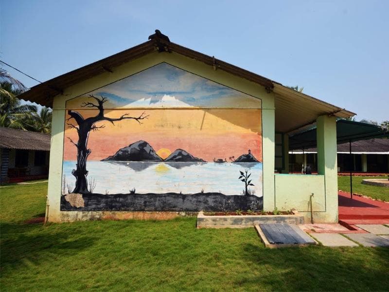 C'roque Beach Resort 4