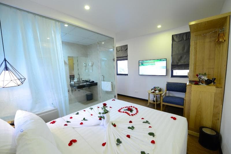 Blue Hanoi Inn Luxury Hotel & Spa 3