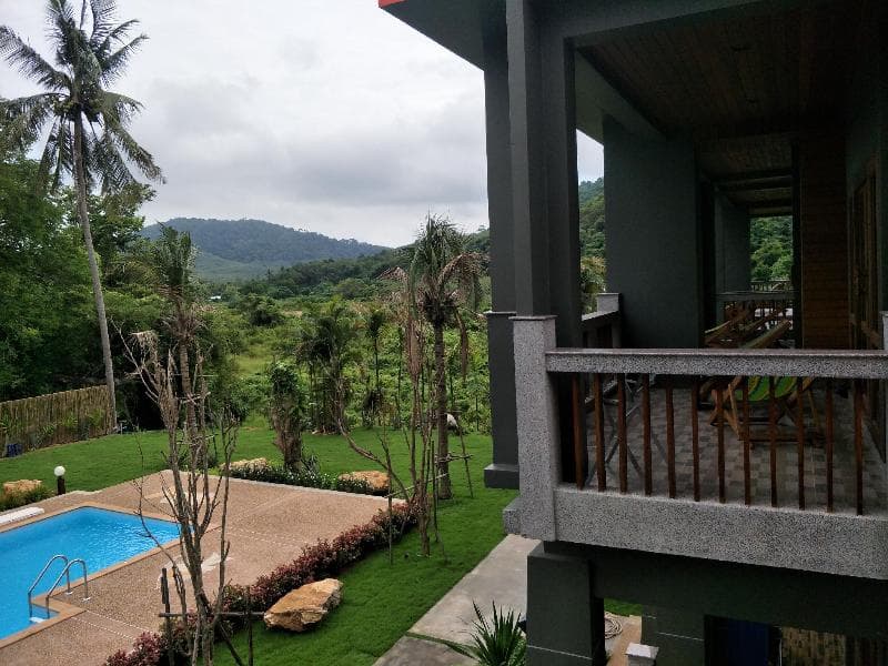 Lanta Infinity Resort 5