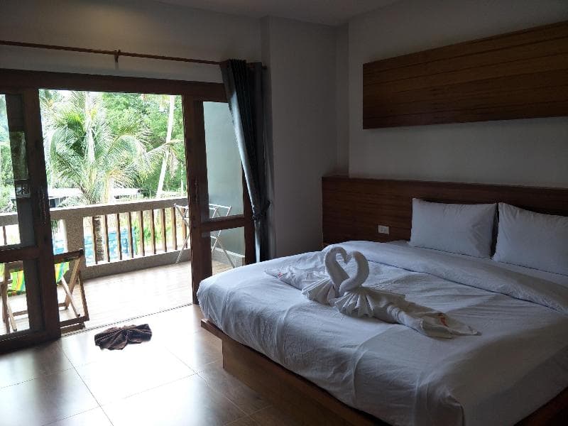 Lanta Infinity Resort main