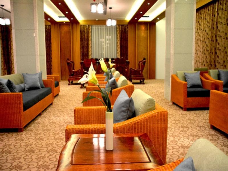 Eastern Palace Hotel 4