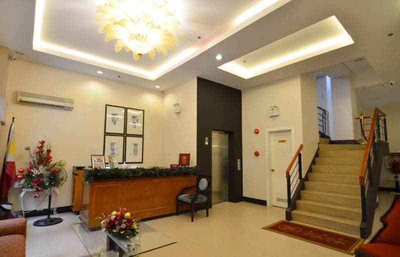 The Windy Ridge Hotel Manila 4
