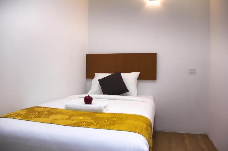 Big Apple Hotel main