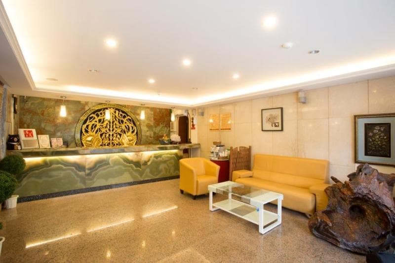 Phoenix Pavilion Hot Spring Hotel 2