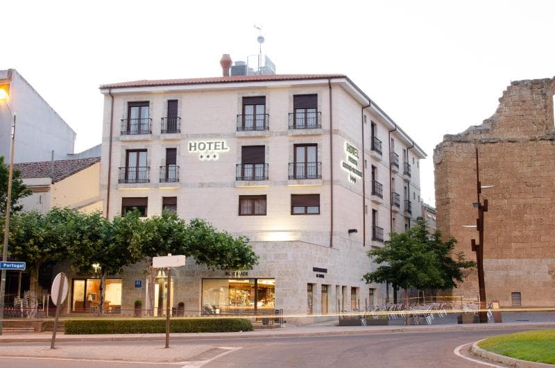 Hotel Puerta Ciudad Rodrigo 4