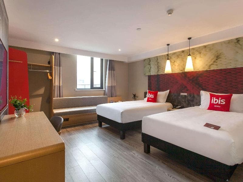 Ibis Wuhan Hubu Alley Hotel 5