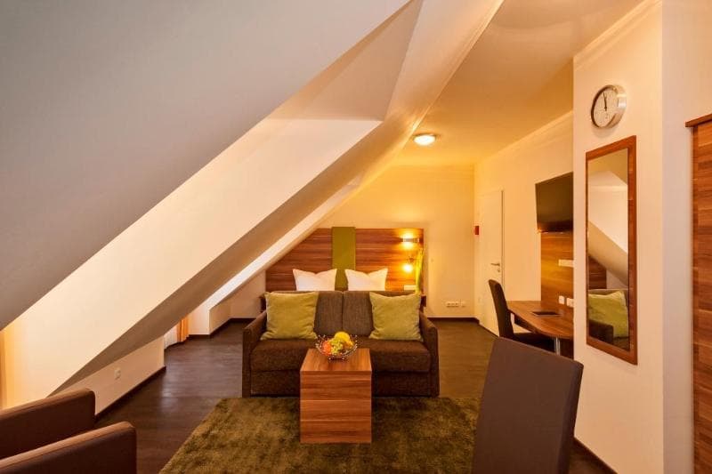 Batu Apart Hotel 5