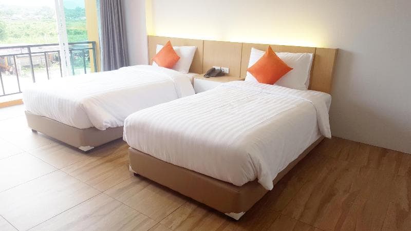 Sleeping Tree Hotel 4