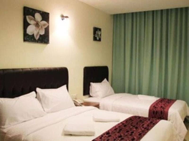 One Lintas Jaya Hotel 5