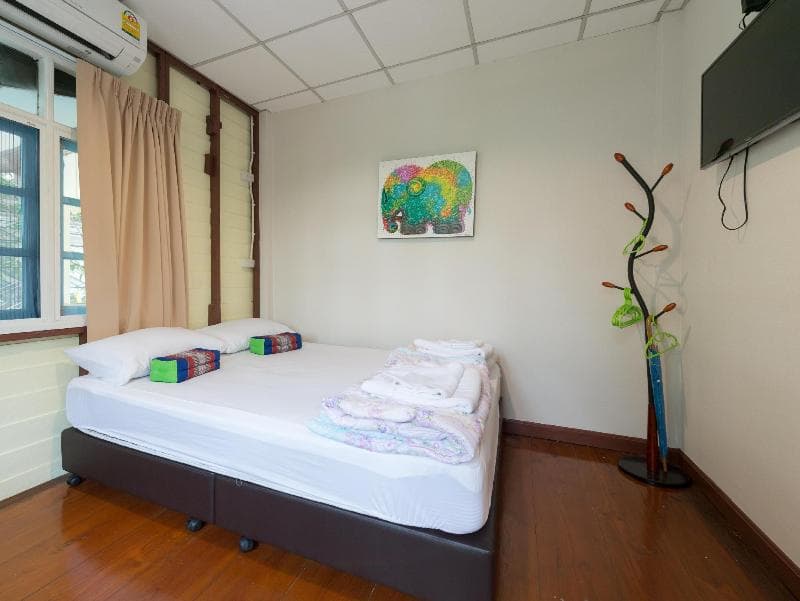 Nang Ta Yon Ban Thap Chang Hostel 4