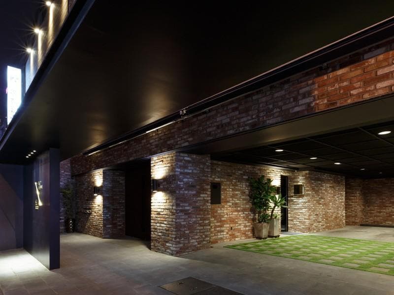 H Hotel 4