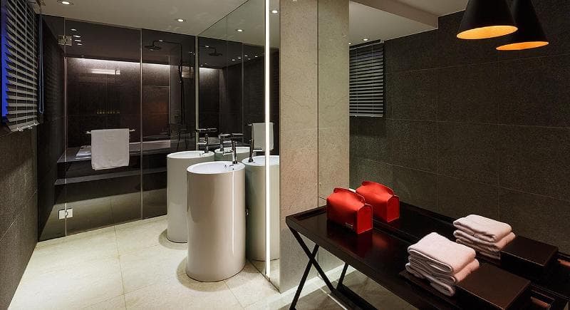 H Hotel photo 1