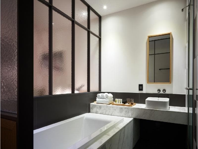 The Classic Hotel 4