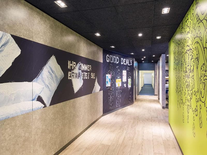 Ibis Budget Zurich Airport 4