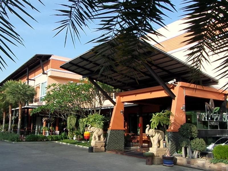 City Park Hotel 2