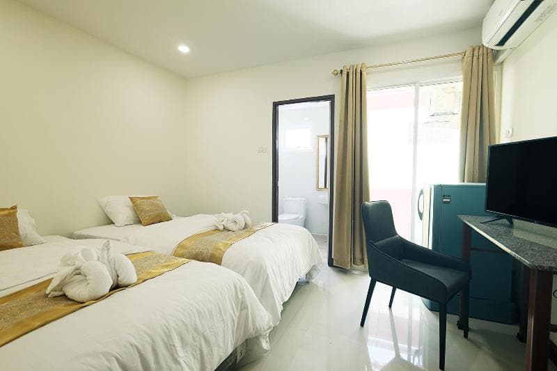 Happy Hostel main