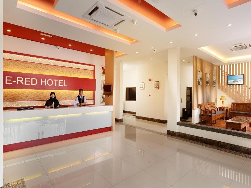 E-Red Hotel Bandar Perda photo 1