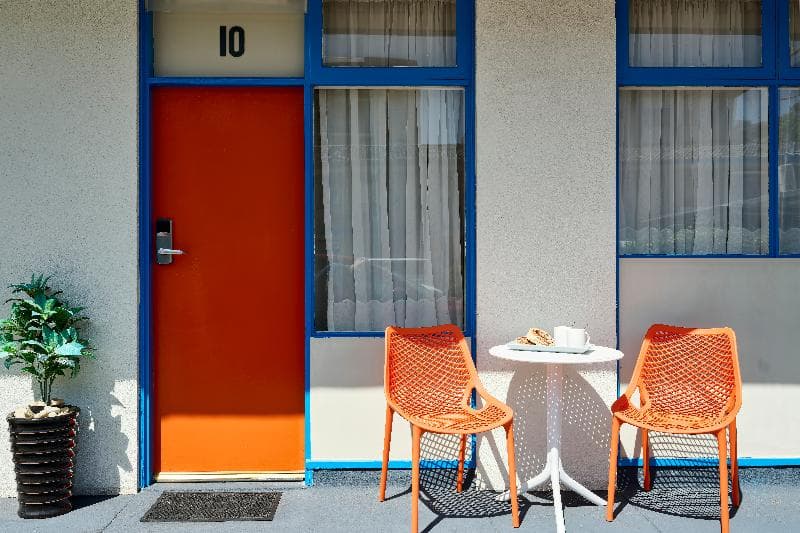Baileys Motel 2