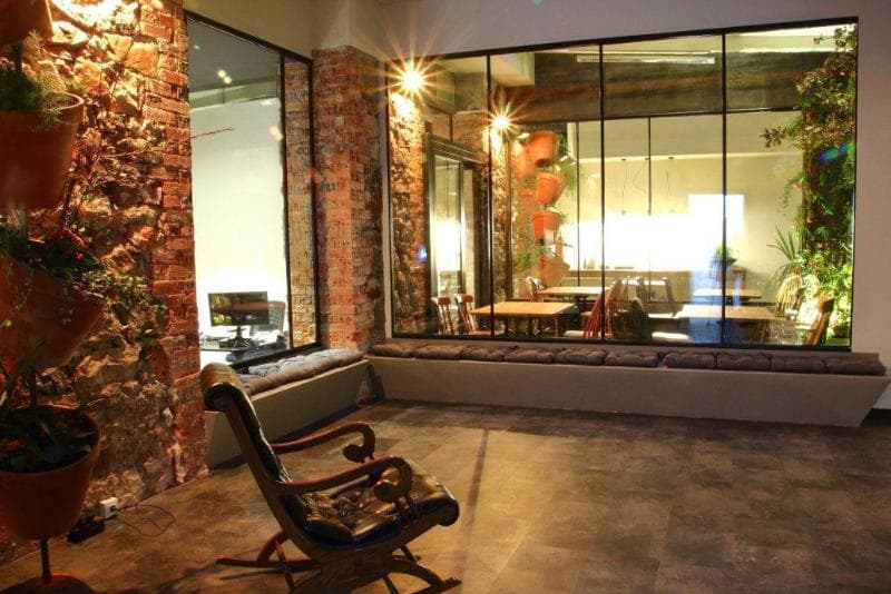 Poshtel Bilbao Premium Hostel (Adults Only) 3
