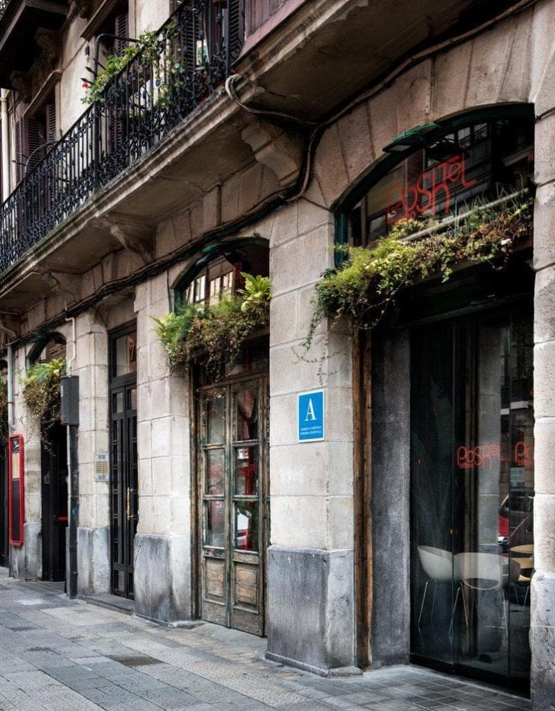 Poshtel Bilbao Premium Hostel (Adults Only) 4
