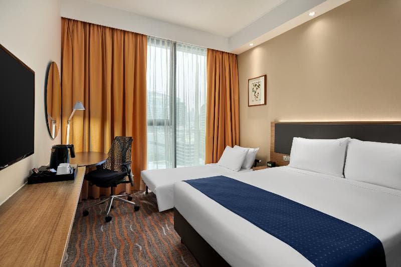 Holiday Inn Express Kota Kinabalu City Centre 5