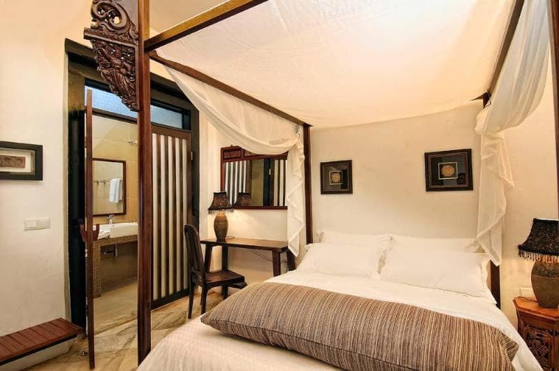 Courtyard @ Heeren Boutique Hotel main