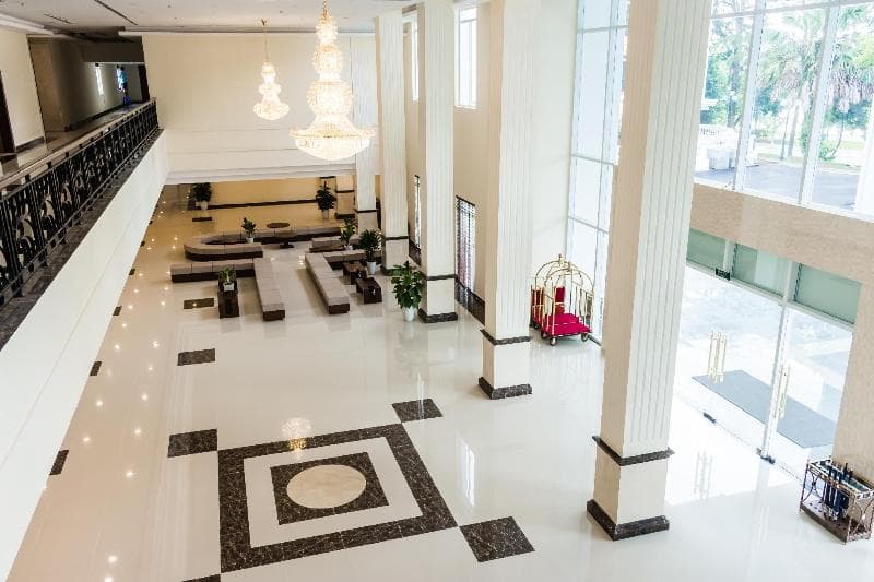Sai Gon Phu Tho Hotel 5