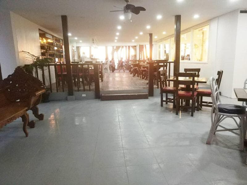 Deparis Beach Resort main