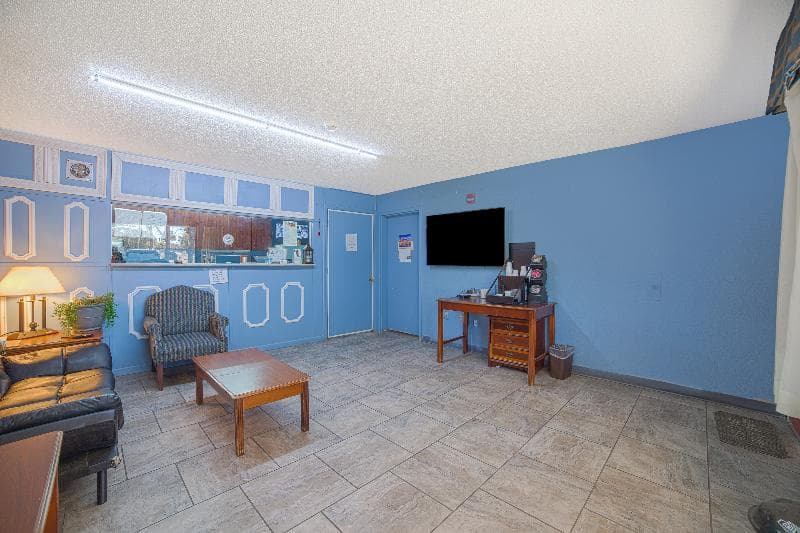 Mayfair Inn By Oyo Williamston Hwy 64 5
