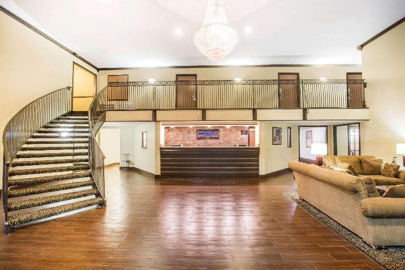 Super 8 By Wyndham Oxford 4