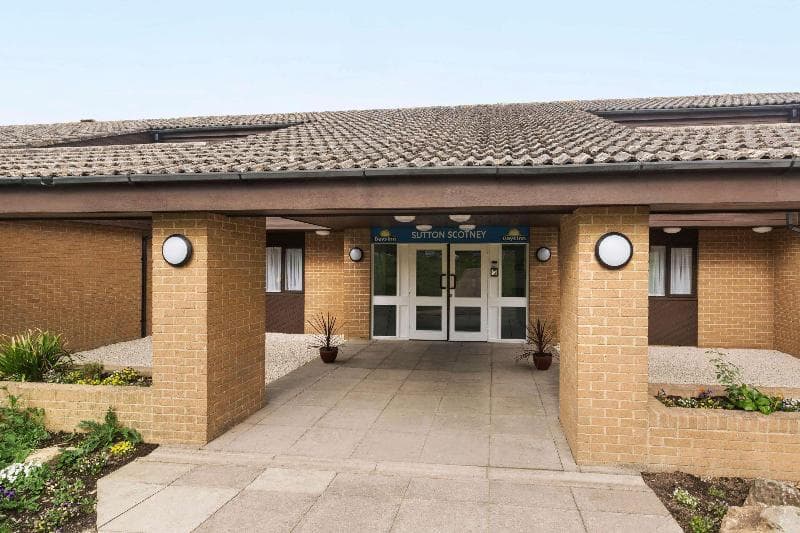 Days Inn By Wyndham Sutton Scotney South 3