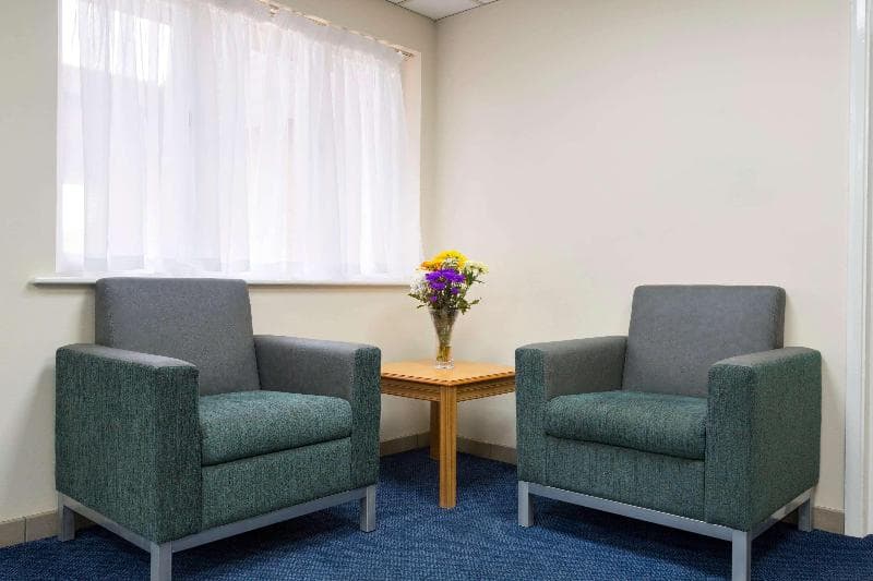 Days Inn By Wyndham Sutton Scotney South photo 1