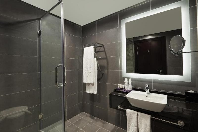 Park Regis Business Bay 4