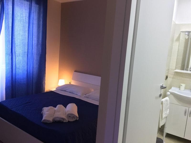 B&B Metropolitan 2