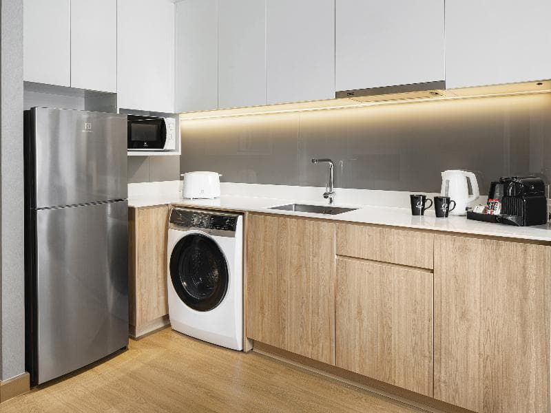 Oakwood Suites Bangkok 5