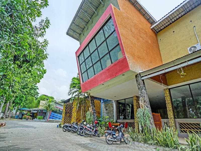 Super Oyo 1415 Gelora Guest House