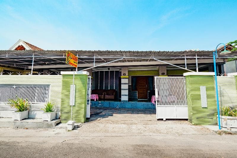 Spot On 2171 Griya Sakura Syariah