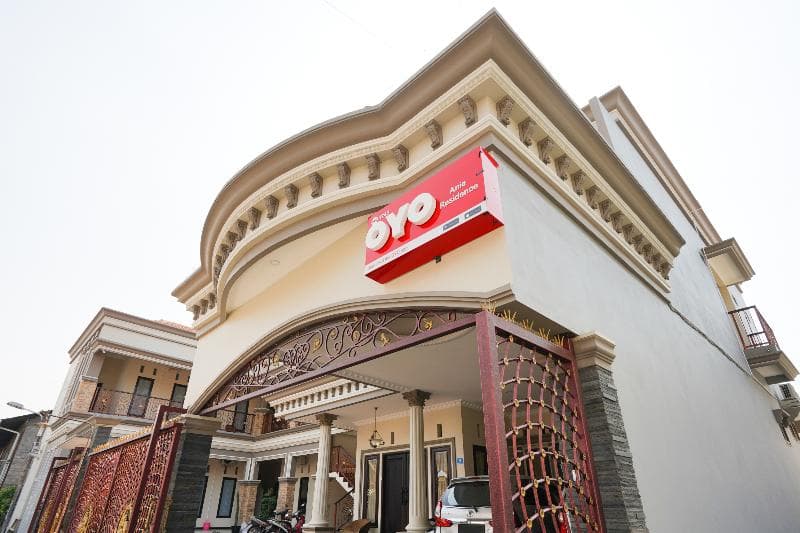 Anie Residence By Oyo Rooms photo 1