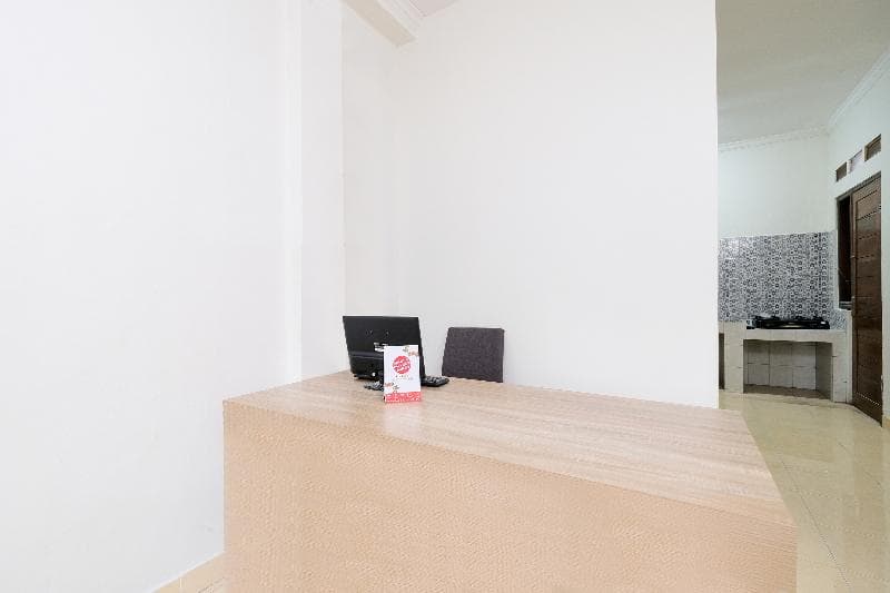 Fh Stay By Oyo Rooms 3