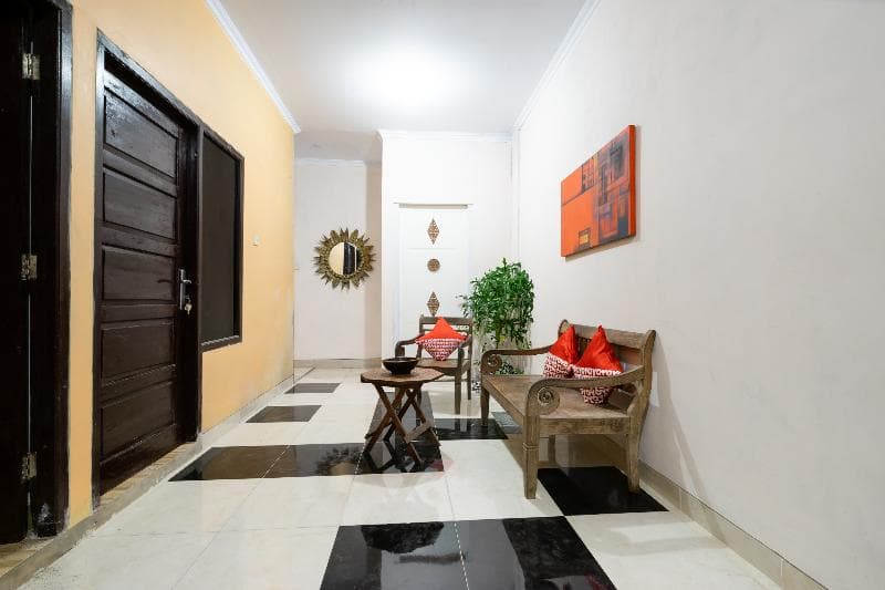 Oyo 2285 Art Guest House Syariah 5